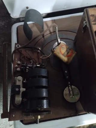 Telefono da campo Perego Milano 1917