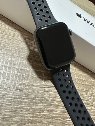 Apple Watch SE 44mm GPS Alluminio Grigio Siderale