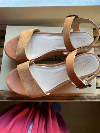 Sandalias Cuña Beige/Marrón