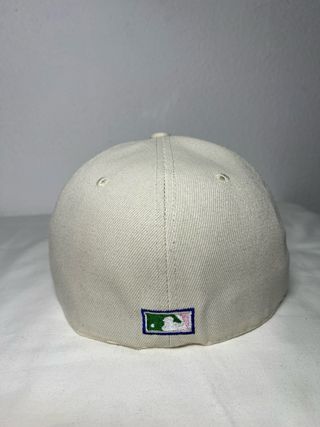 Gorra New Era 59FIFTY Beige Talla 7 1/4