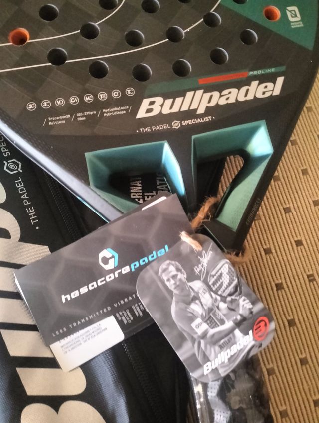 Bullpadel Hack Hybrid 04 Navarro 2025 A ESTRENAR!!