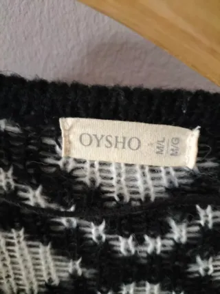 Capa tejida geométrica blanca y negra talla m/l