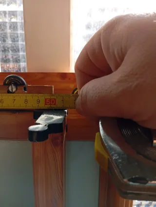 Mampara de bañera de madera y cristal