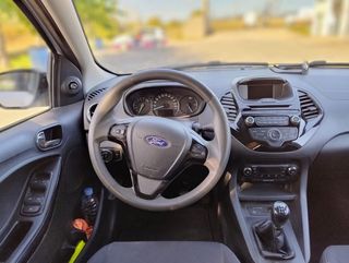 Ford Ka+ 1.2 TiVCT BlackWhite Edition