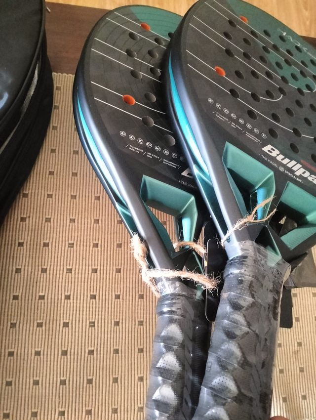 Bullpadel Hack Hybrid 04 Navarro 2025 nueva!!