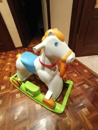 Caballo balancín Chicco