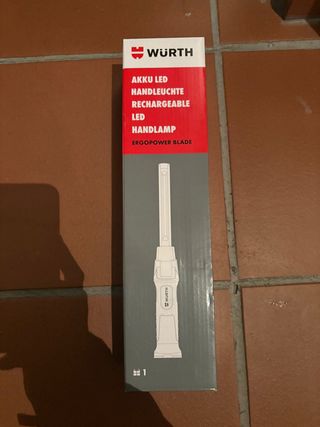 luz de led portátil con himan