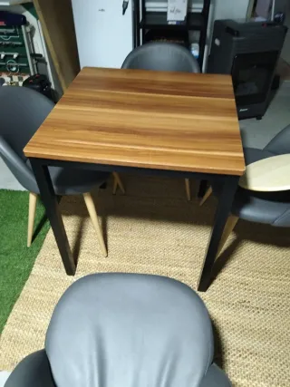 Tavolo bar 70x70cm, legno e metallo