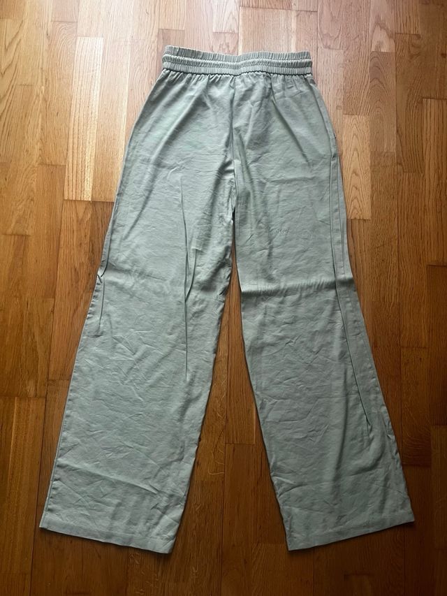 Pantalones anchos verdes