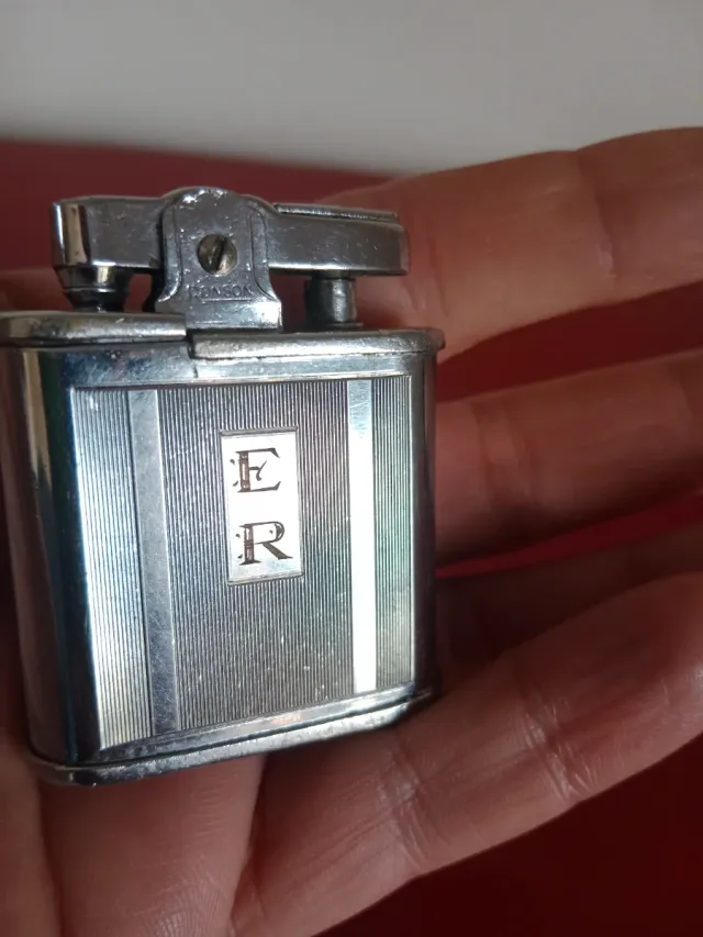 Encendedor Ronson antiguo iniciales E/R