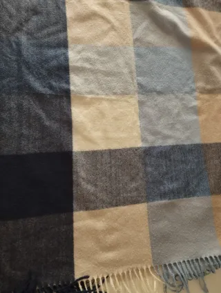 Bufanda mujer cuadros beige y azul