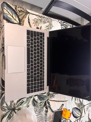 Ordenador portátil Bvate Plata.