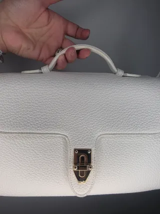 Bellissima Borsa Bianca con Tracolla