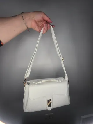 Bellissima Borsa Bianca con Tracolla