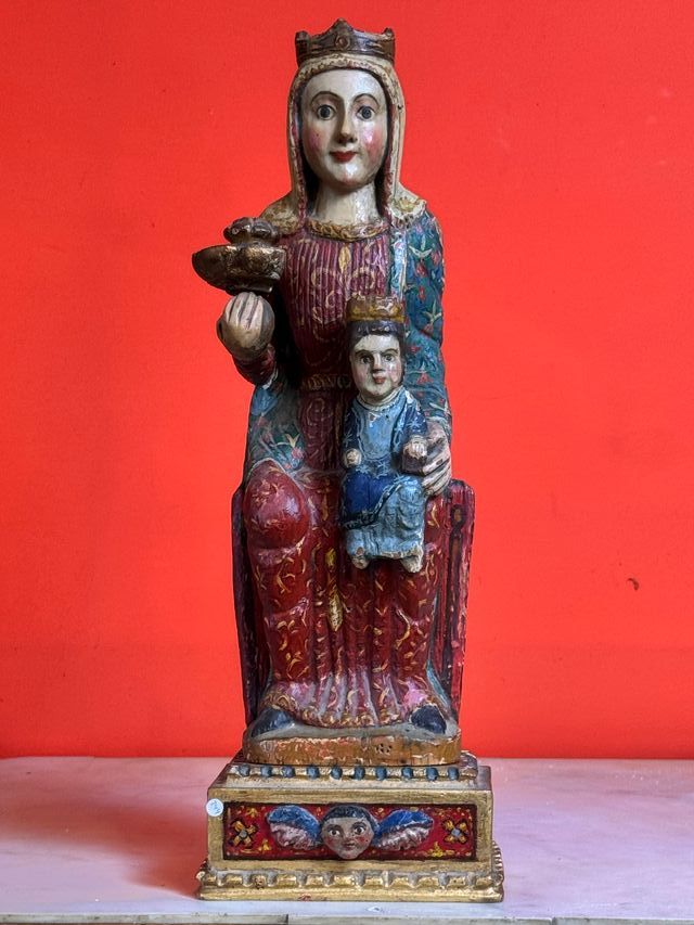 Scultura della Vergine con il Bambino in stile romanico del XX secolo