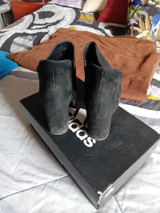 Botines Bershka Negros