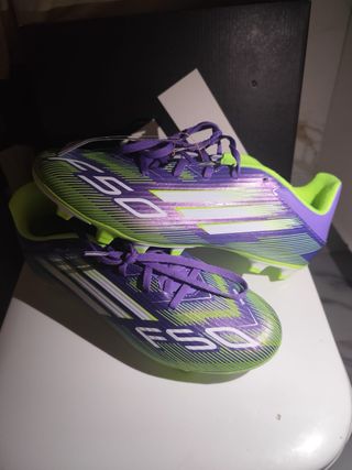 Botas de fútbol Adidas F50 CLUB FG/MG
