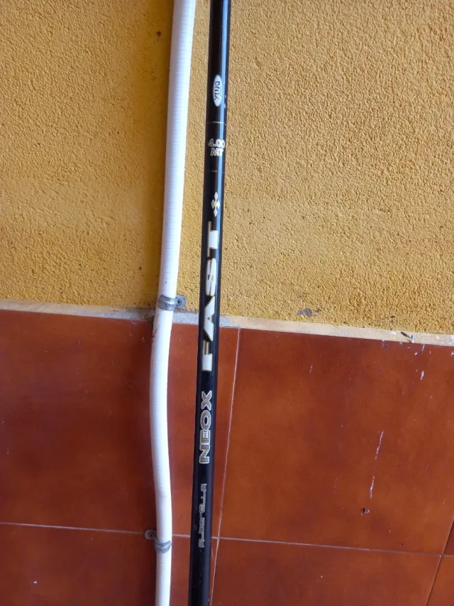 Lote de cañas de pesca para minitalla.