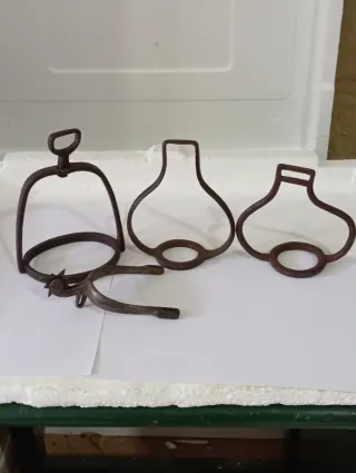 Estribos y espuela antiguos