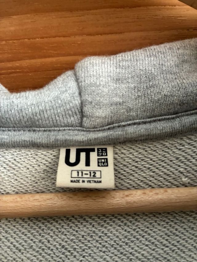 Sudadera UNIQLO Peanuts Niño Gris TALLA 11-12