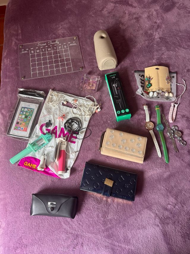 Lote Palo Selfie y Accesorios Electrónicos