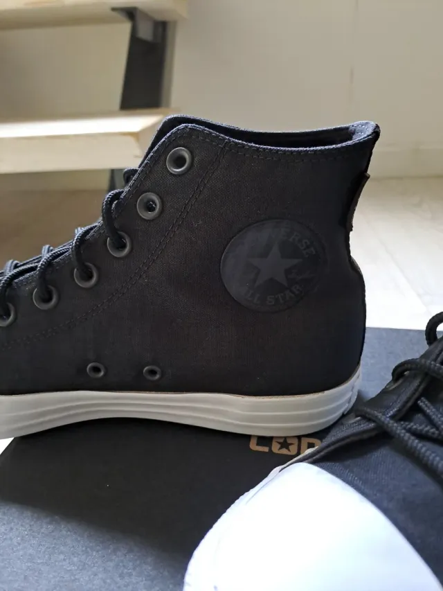 Zapatillas Converse Altas Negras de Cordura