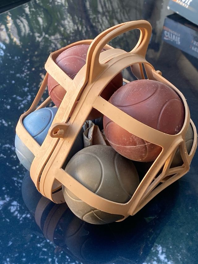 Juego de Petanca con Cesta