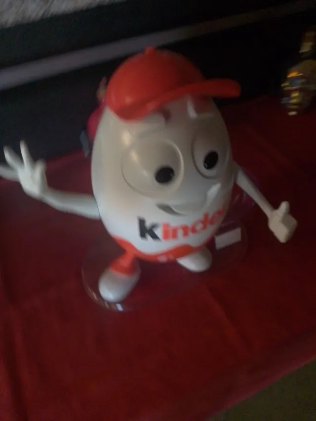 Espositore Ovetti Kinder