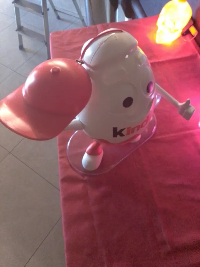 Espositore Ovetti Kinder