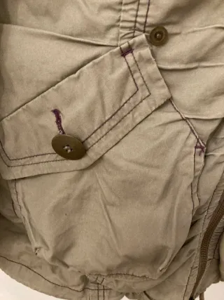 Abrigo Mango verde militar