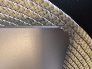 MacBook Air M1 13 2020 8GB Gris (sin cables)