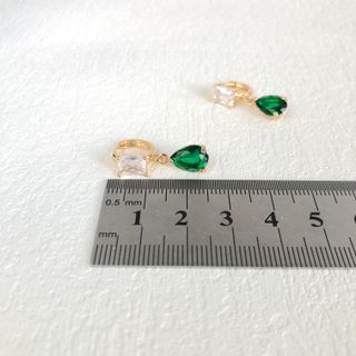 Orecchini pendenti oro con zirconi