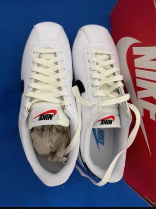 Nike Cortez Blancas Talla 39 Nuevas