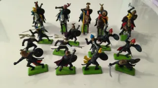 Lotto 16 soldatini Saraceni Britains Deetail 1971