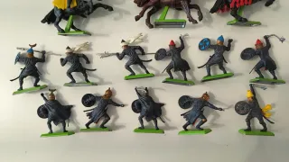 Lotto 16 soldatini Saraceni Britains Deetail 1971