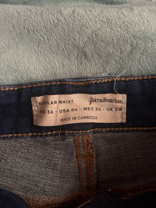 Vaqueros Stradivarius Azules