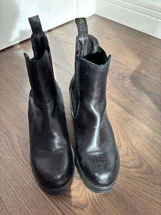 Botas negras cuero plataforma 6cm