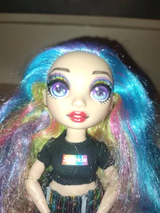 Muñeca Rainbow High
