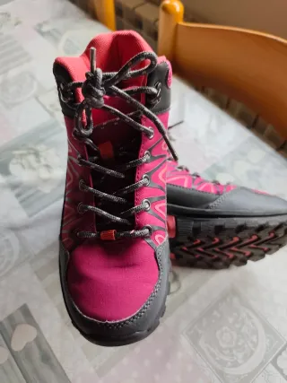 Botas de montaña y nieve niña número 35