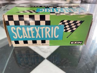 Caja original de scalextric Tyrrell form. 1 P-34