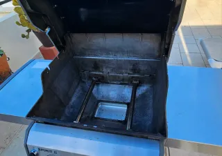 Barbacoa a gas Weber Spirit II E-210