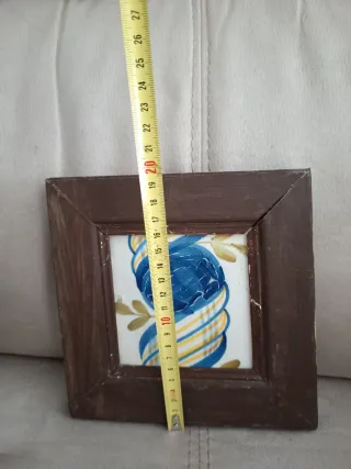 Azulejo antiguo decorado