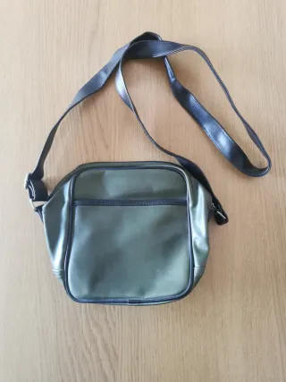 Bolso bandolera Zara verde