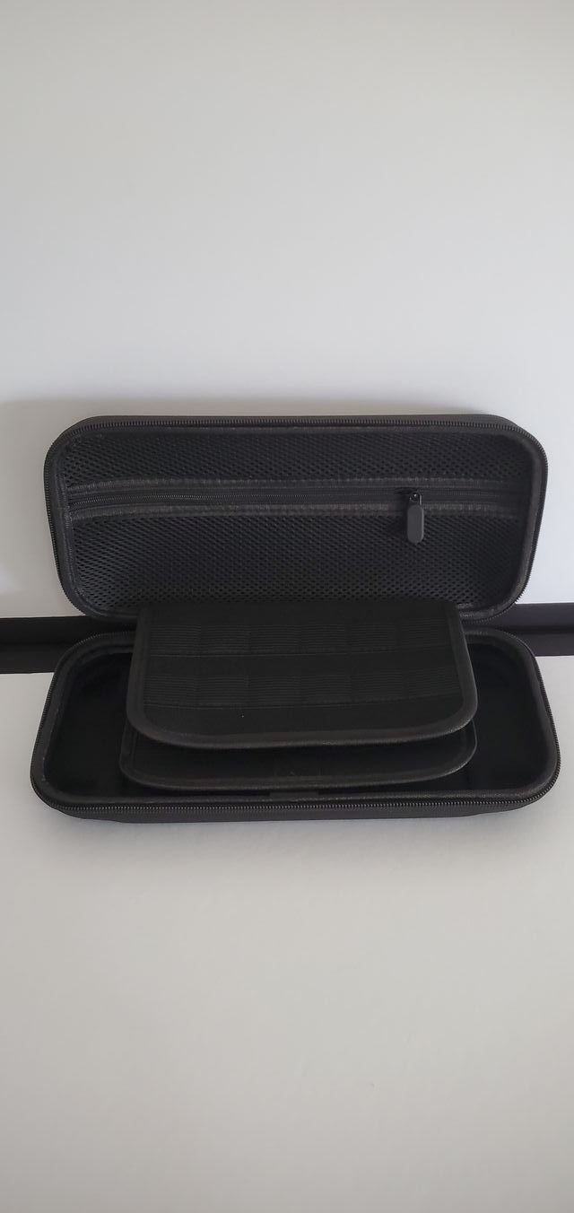 Estuche Rígido GAMOREK para Nintendo Switch