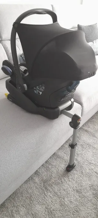 Maxi-Cosi con base Isofix y adaptadores bugaboo