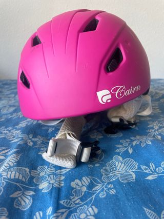 Casco infantil rosa Cairn