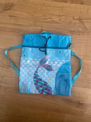 Mochila infantil piscina sirena