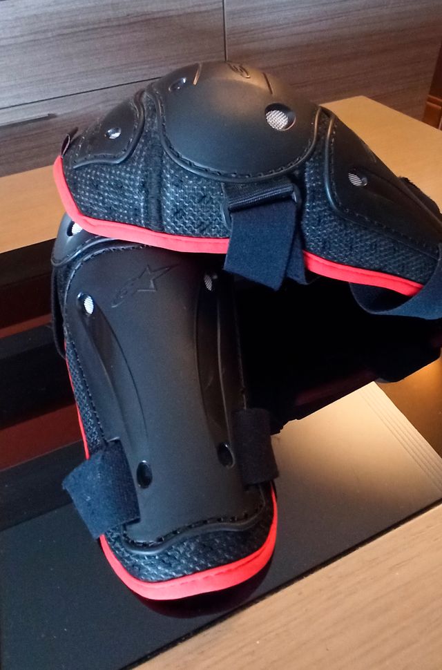 Kit Rodilleras y Coderas AXO