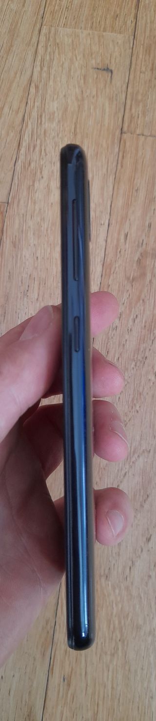 Samsung Galaxy A20e (32GB/3GB RAM)