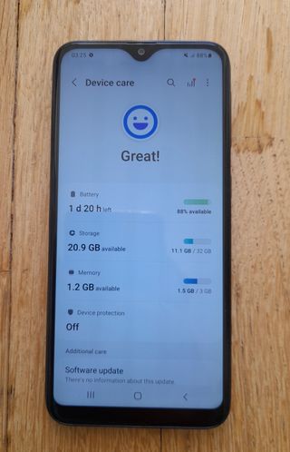 Samsung Galaxy A20e (32GB/3GB RAM)